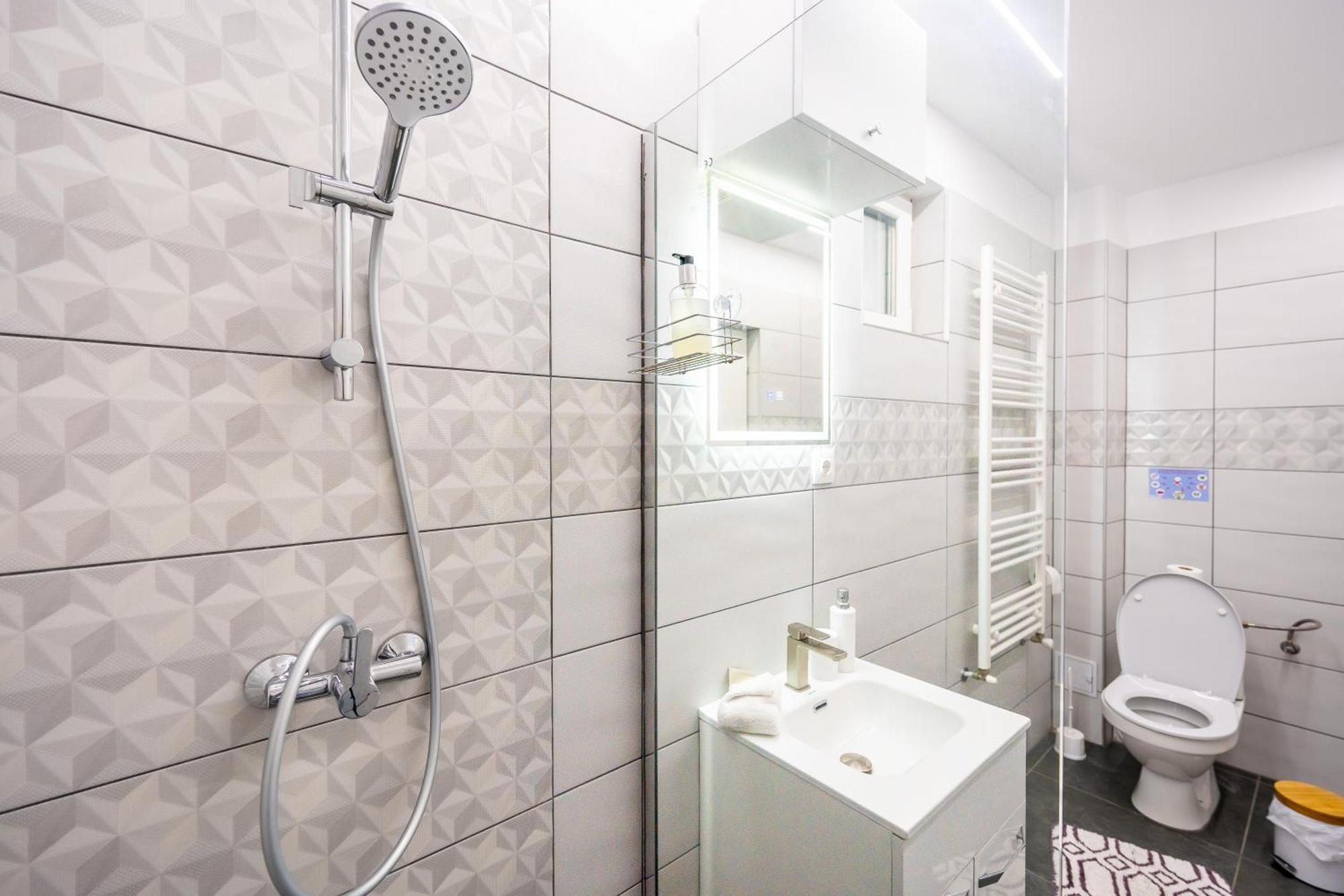 Hotel Yvett House Sfântu-Gheorghe Esterno foto