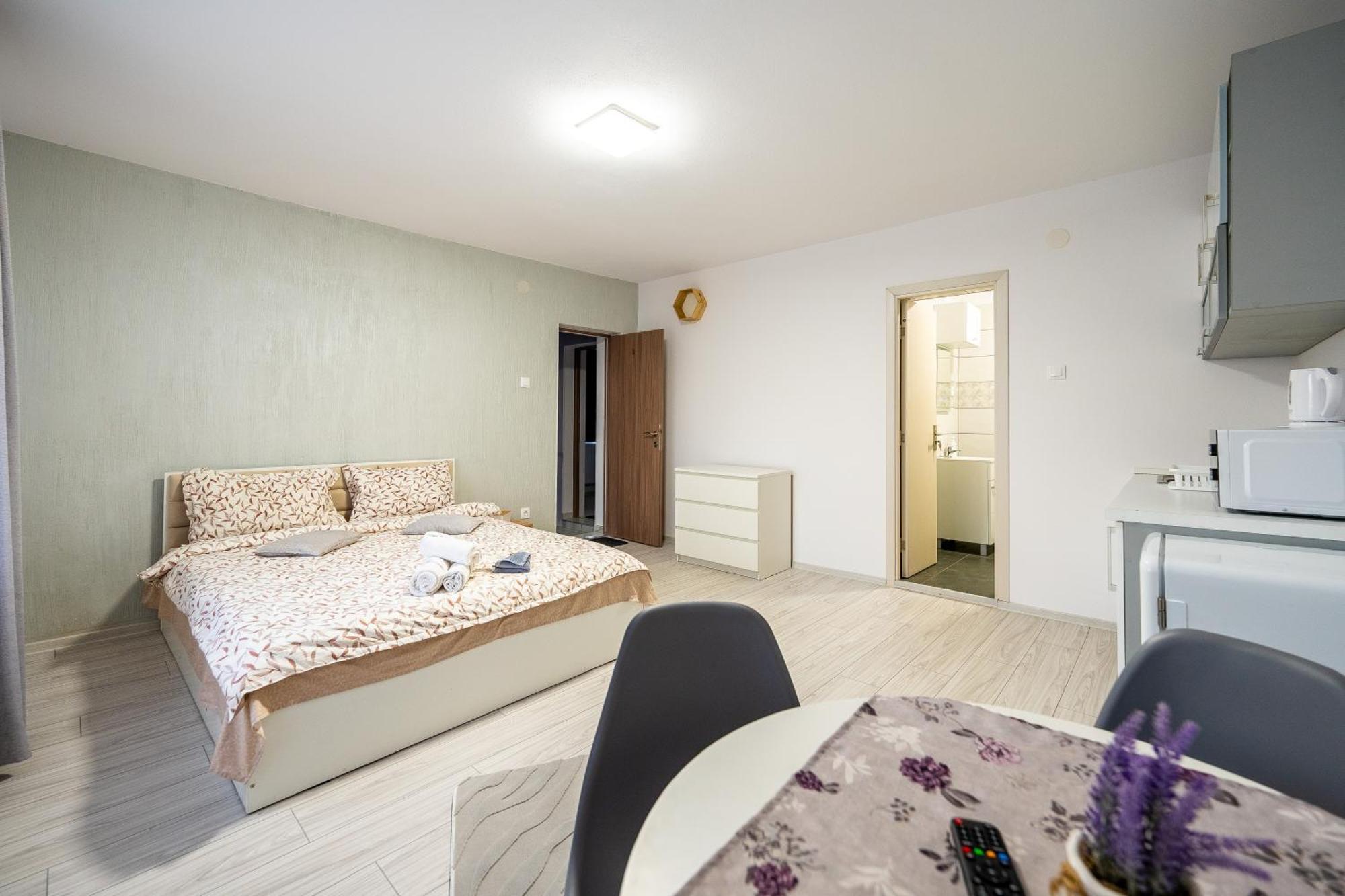 Hotel Yvett House Sfântu-Gheorghe Esterno foto